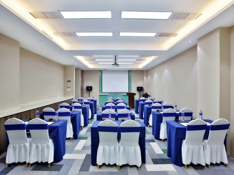 Holiday Inn Express Langfang Park View By Ihg Exterior photo